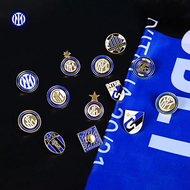 太阳报：涉嫌在酒吧用头撞伤他人，英格兰球星伊万·托尼被捕（《太阳报》：伊万·托尼涉嫌在酒吧以头顶伤人被警方逮捕）