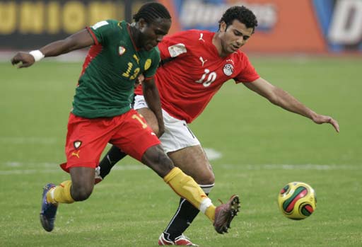 阿姆拉巴特：安东尼不该吃红牌，他并非故意踢对方面部（阿姆拉巴特：安东尼不该被红牌罚下，他并非故意踢到对方脸部）