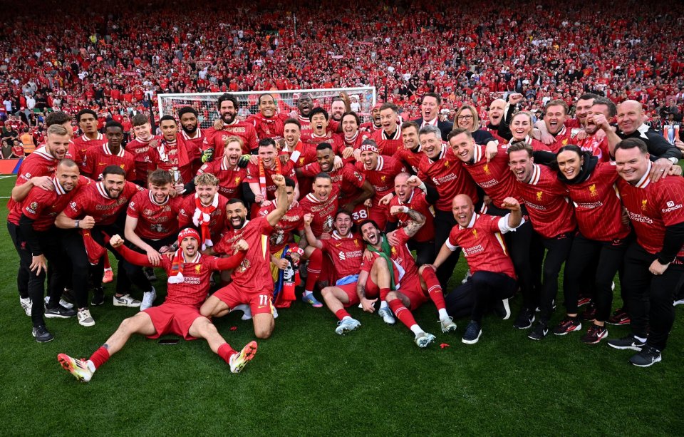 怪不得皇马与利物浦的比赛中蹲坑都蹲不明白（难怪皇马与利物浦这一战让人越看越糊涂）